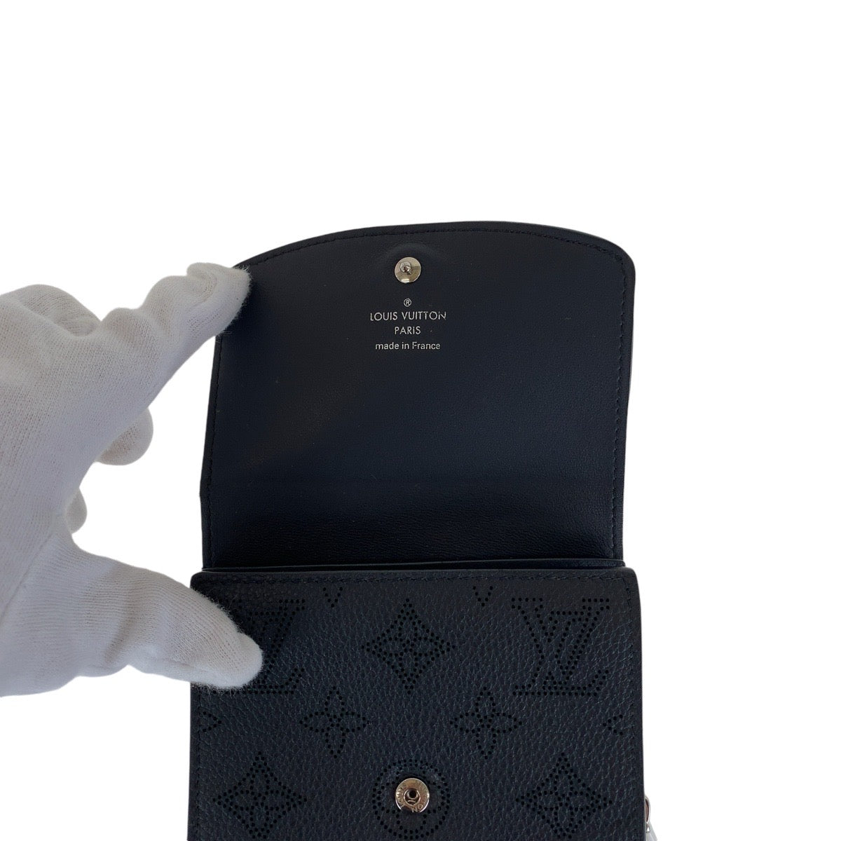 Louis Vuitton Monogram Mahina Compact Wallet Black Leather