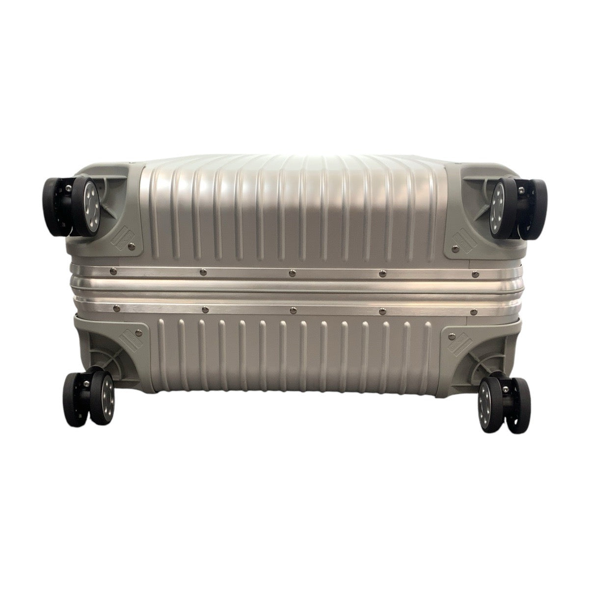 RIMOWA Topas 98L Silver Aluminum Suitcase