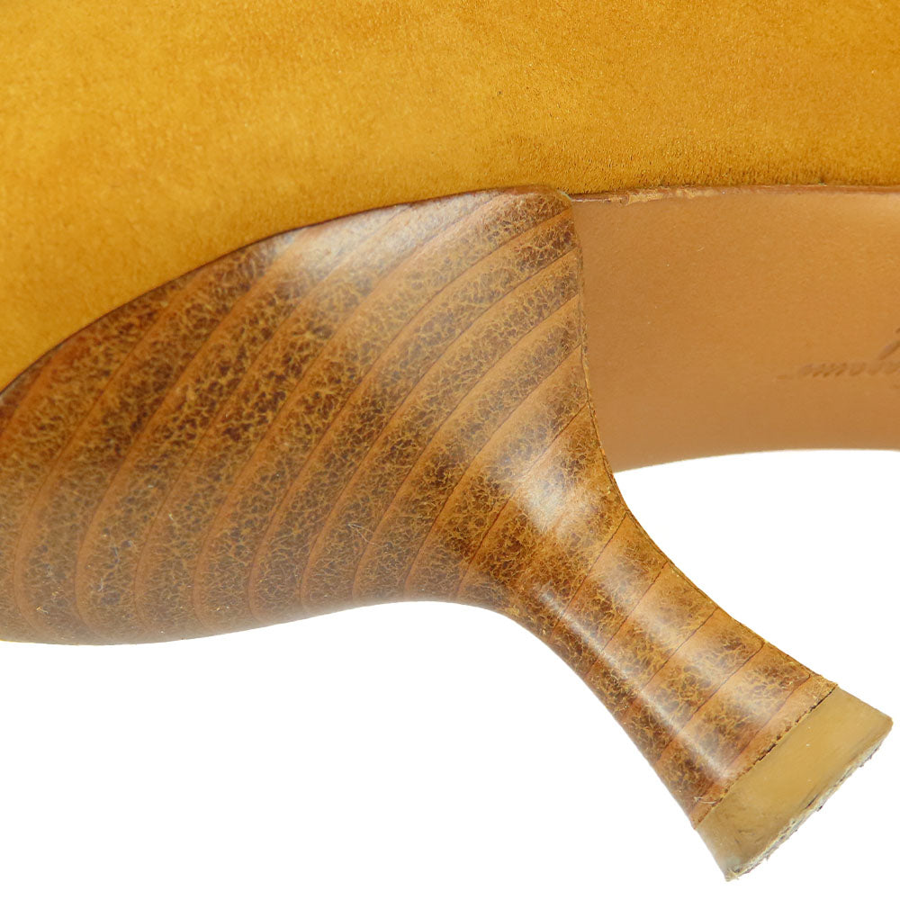 Salvatore Ferragamo Suede Pumps Camel