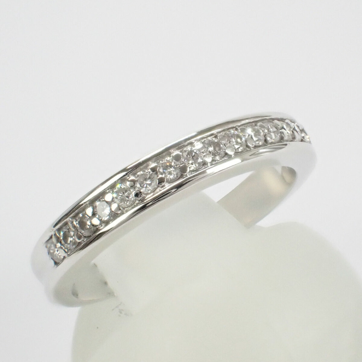 [LuxUness]  Half Eternity Diamond Design Ring Set in K18 White Gold, Women's Size 8 in Silver  in Excellent condition
