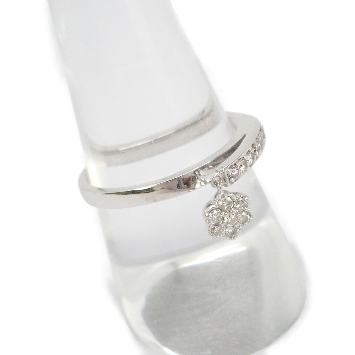 Ladies' K18WG Flower Motif Ring with Diamond (0.25ct) in Silver – Used