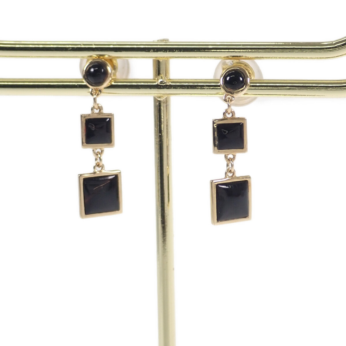 [LuxUness]  K18 Yellow Gold & Onyx Square Design Earrings for Women - New & Unused in Brand new