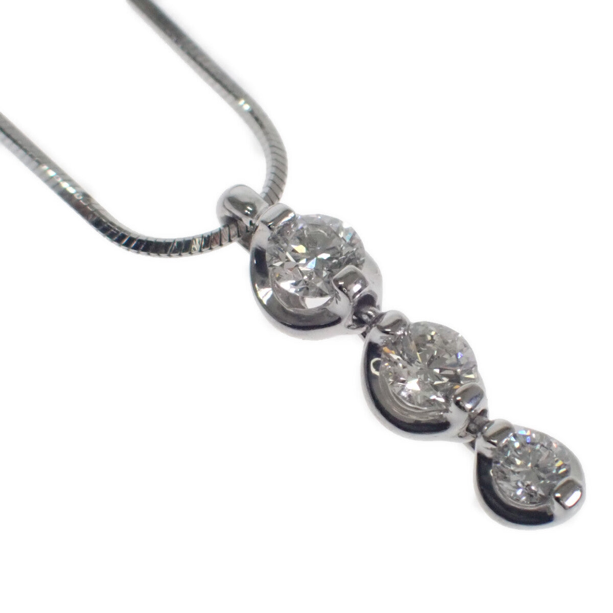 Platinum Pt850 and Pt900 Diamond Design Necklace with 0.30ct Diamond for Women