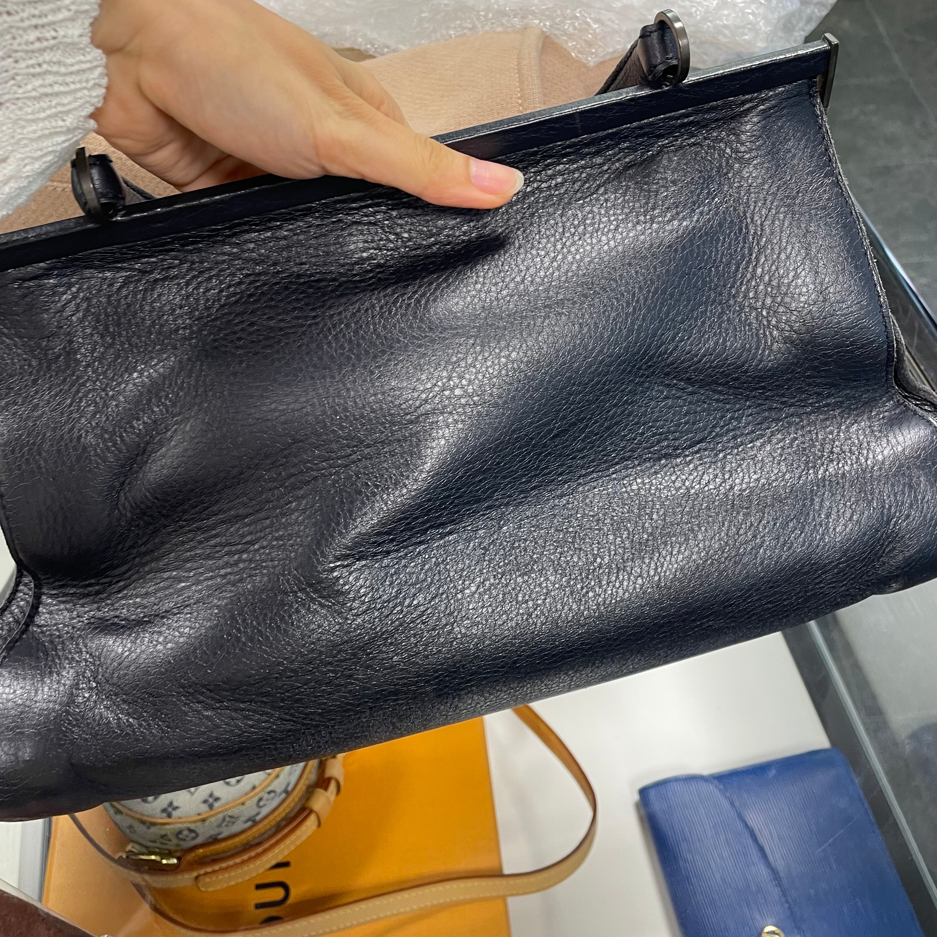 Bottega shoulder bag 495