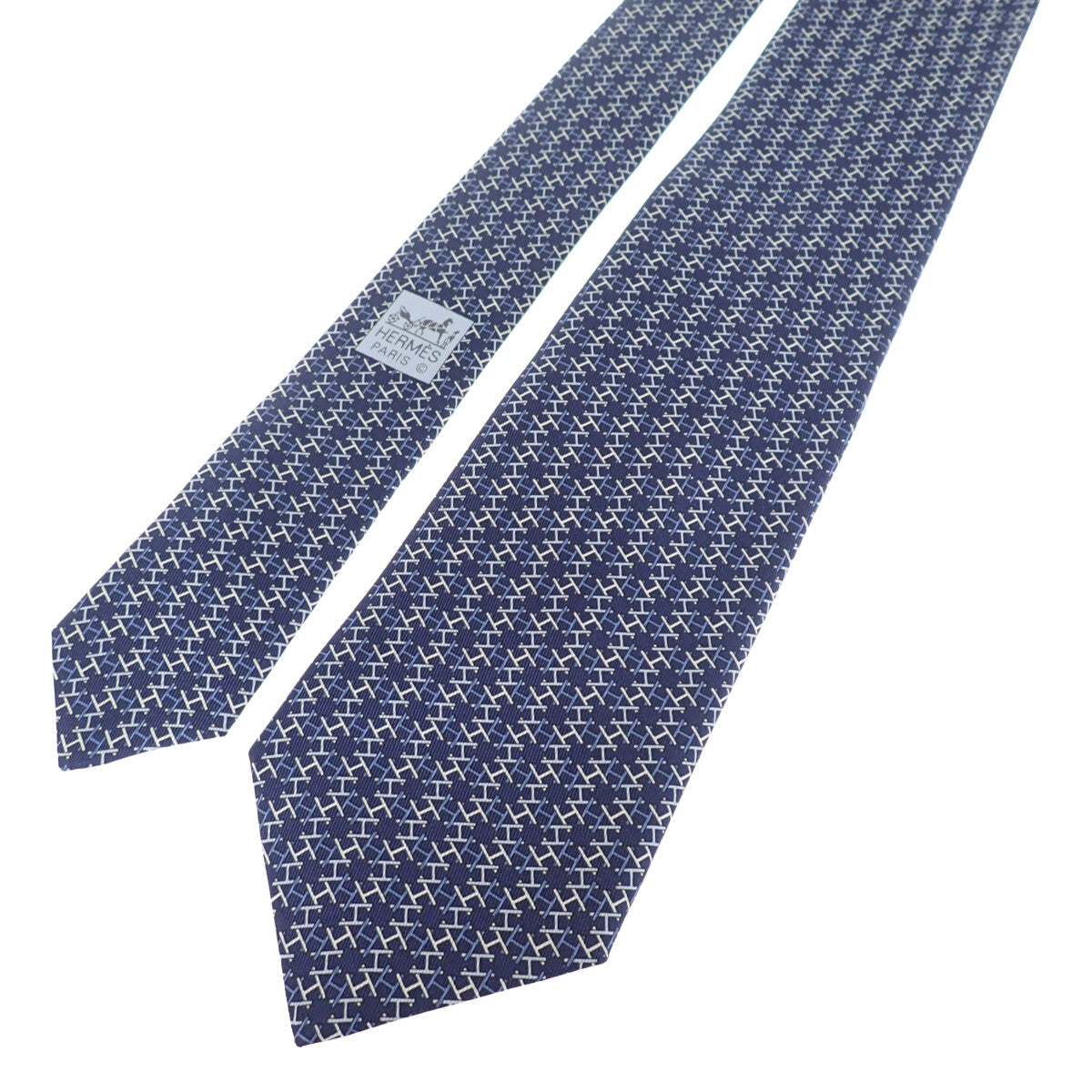 Magnetic H Weave Silk Necktie  606163UA