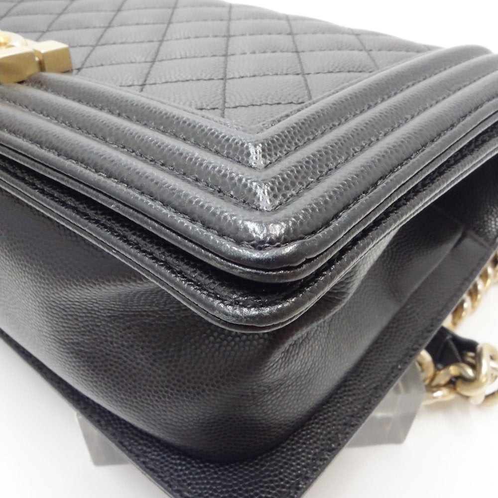 Chanel Boy Caviar Shoulder Bag A67086