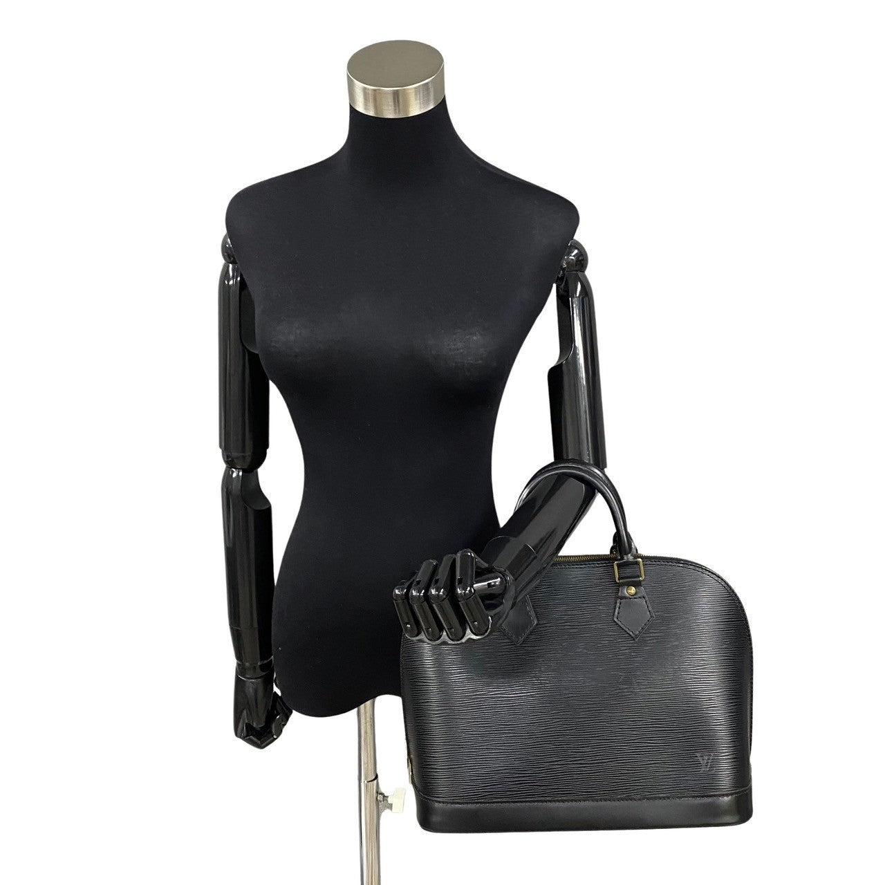 Louis Vuitton Alma PM Leather Handbag M52142 in Excellent condition