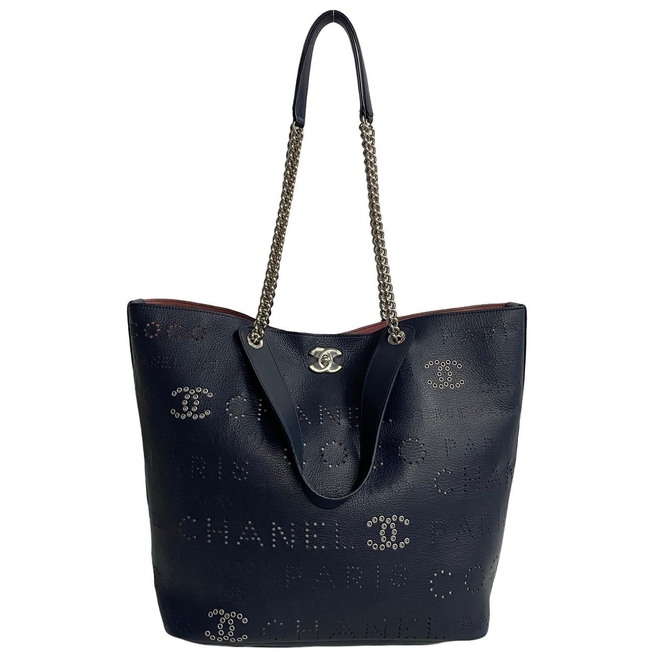 Chanel CC Logo Eyelets Bag  Leather Tote Bag in Good condition