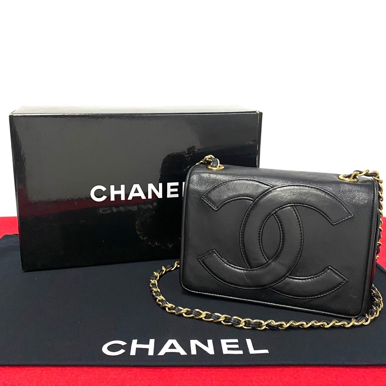 Chanel CC Mania Flap Crossbody Bag  Leather Crossbody Bag in Good condition