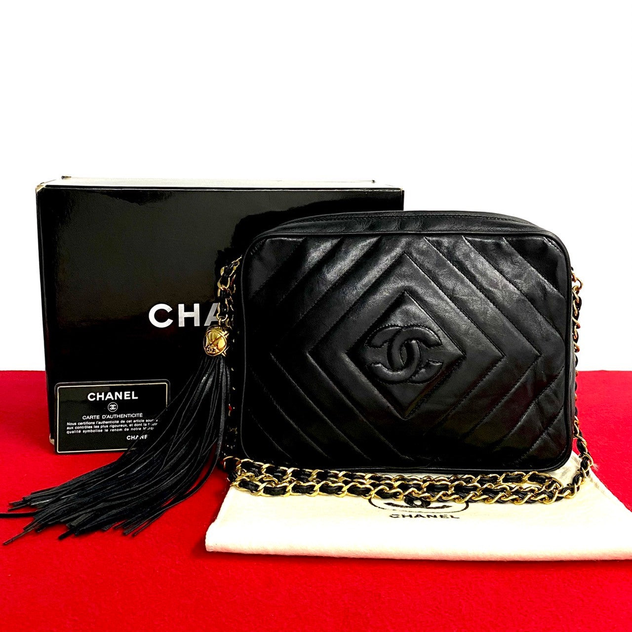 Chanel CC Tassel Camera Bag  Leather Crossbody Bag in Good condition