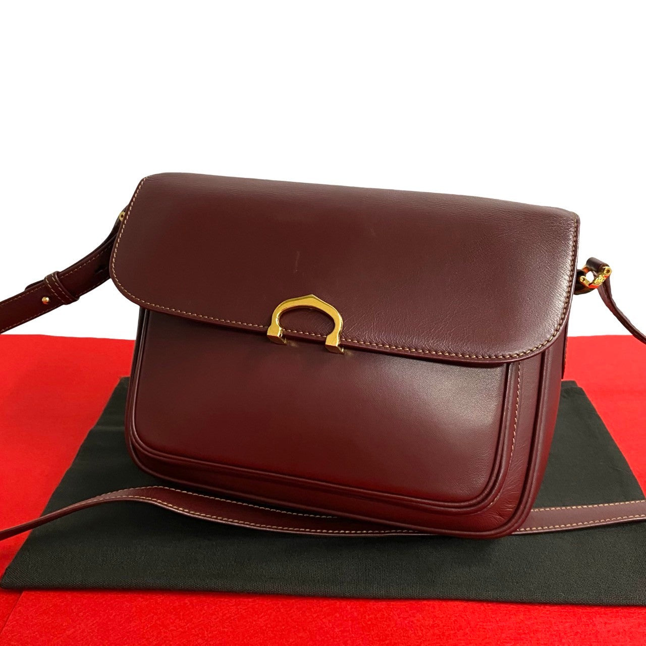 Cartier Cartier Shoulder Bag Leather Must Line Bordeaux Leather Shoulder Bag 无法识别 in Good condition