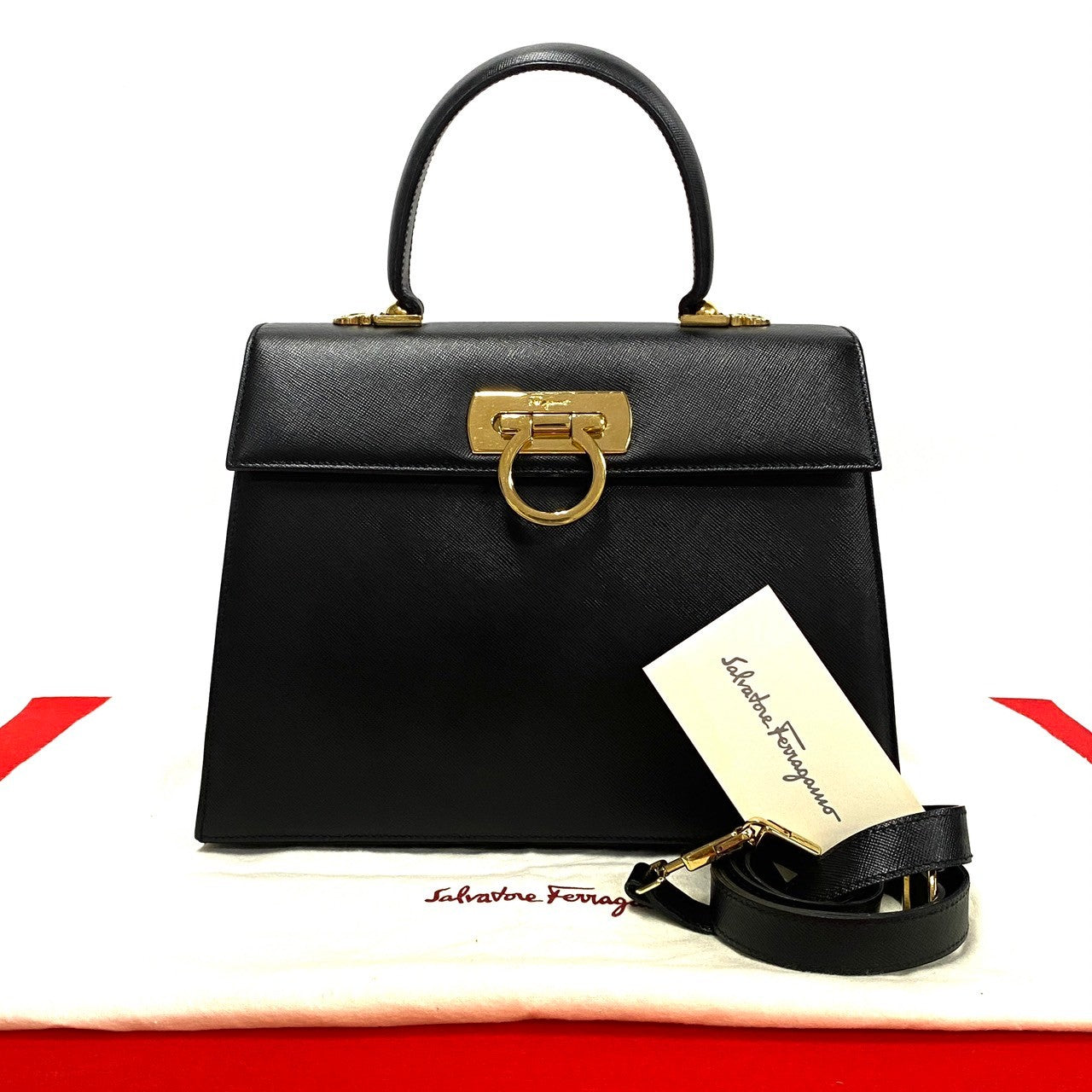 Salvatore Ferragamo Gancini Leather Handbag Leather Handbag AF-21 2181 in Very Good Condition