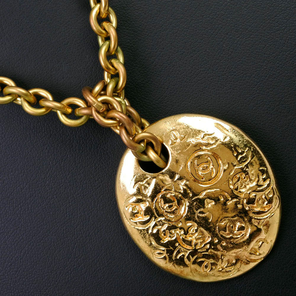 Chanel Gold Plated Necklace 93P