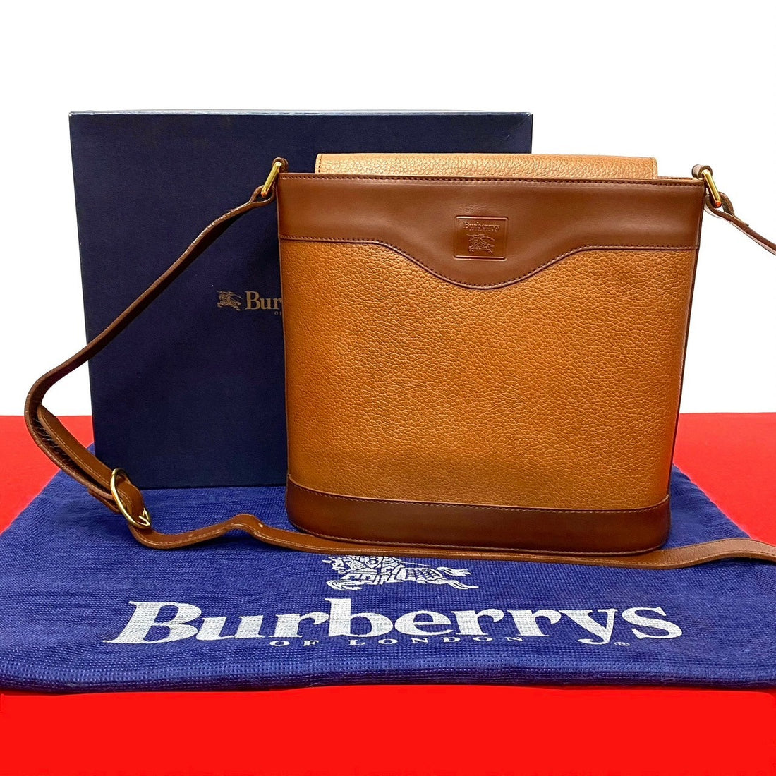 Burberry Leather Crossbody Bag  Leather Crossbody Bag in Very Good Condition