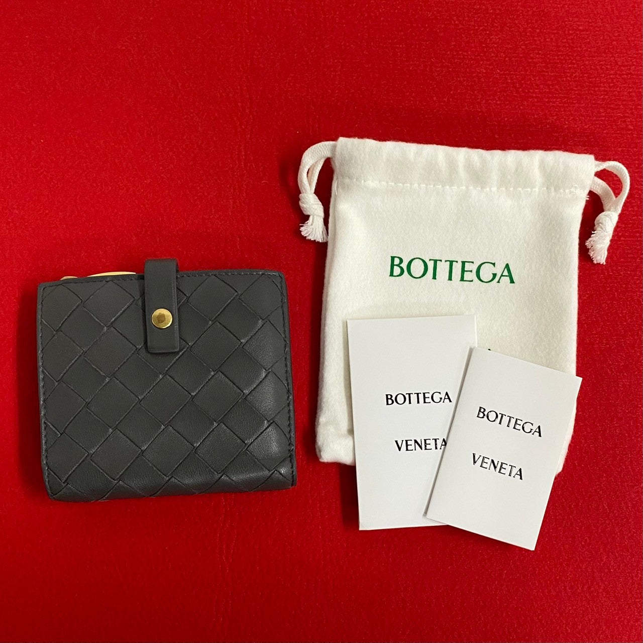 Bottega Veneta Leather Intrecciato Mini Wallet Gray