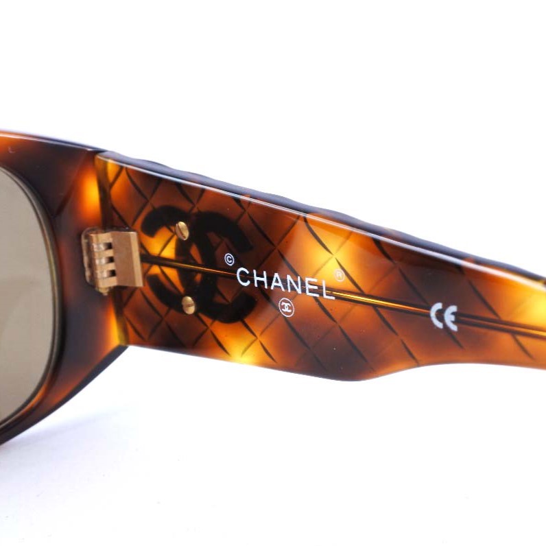 Chanel Coco Mark Plastic Sunglasses