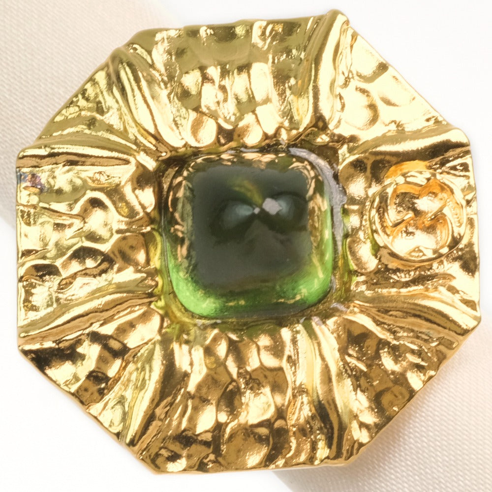 Gucci Flower Ring with Green Stone