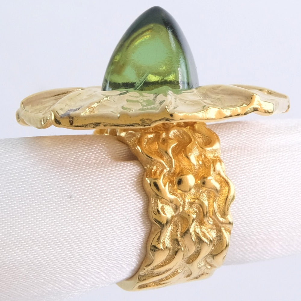 Gucci Flower Ring with Green Stone