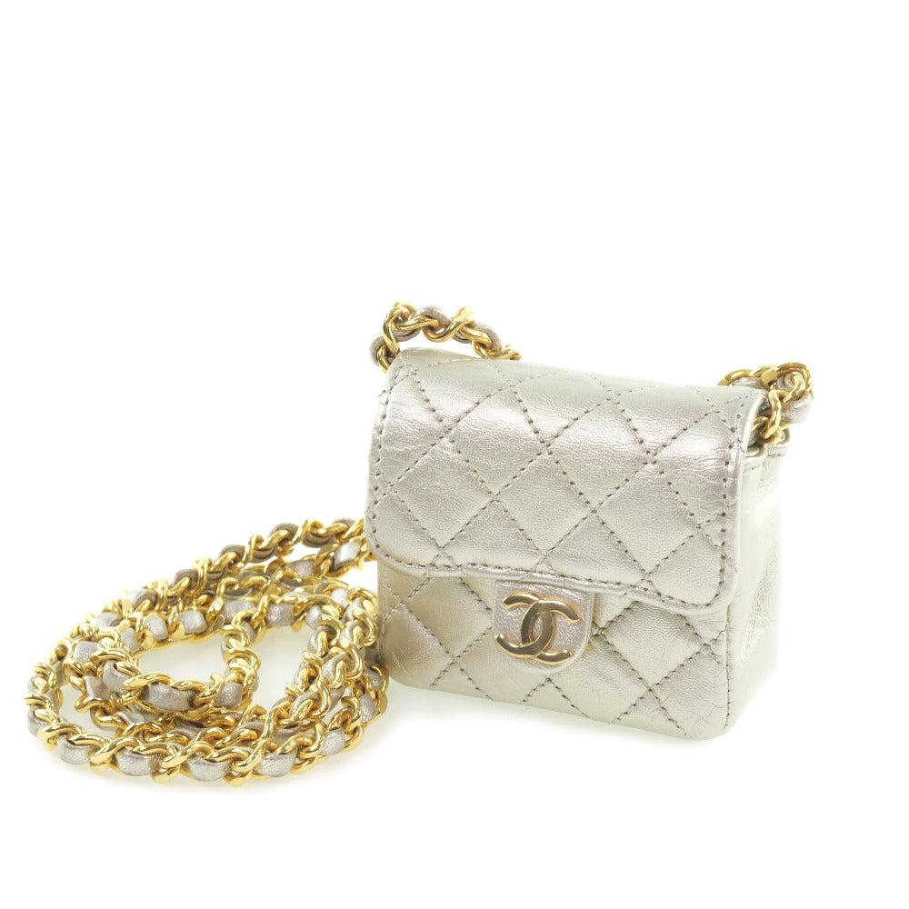 Chanel Quilted Leather Micro Crossbody Bag Leather Crossbody Bag in Very Good Condition