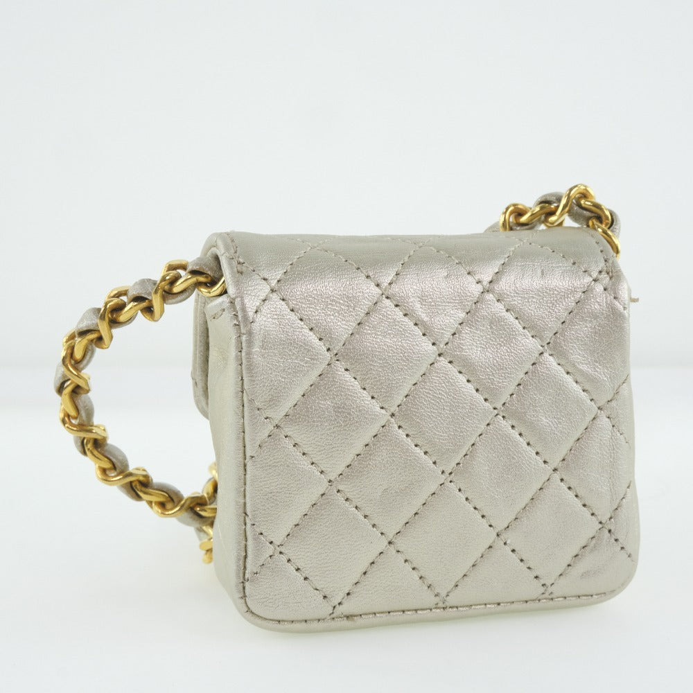 Chanel Quilted Leather Micro Crossbody Bag Leather Crossbody Bag in Very Good Condition