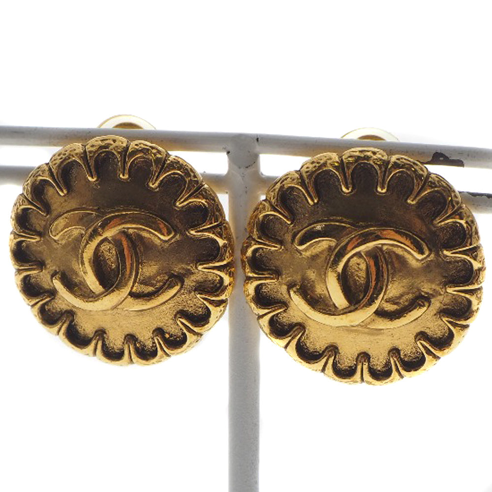 Chanel Coco Mark Gold Plated Earrings 97P