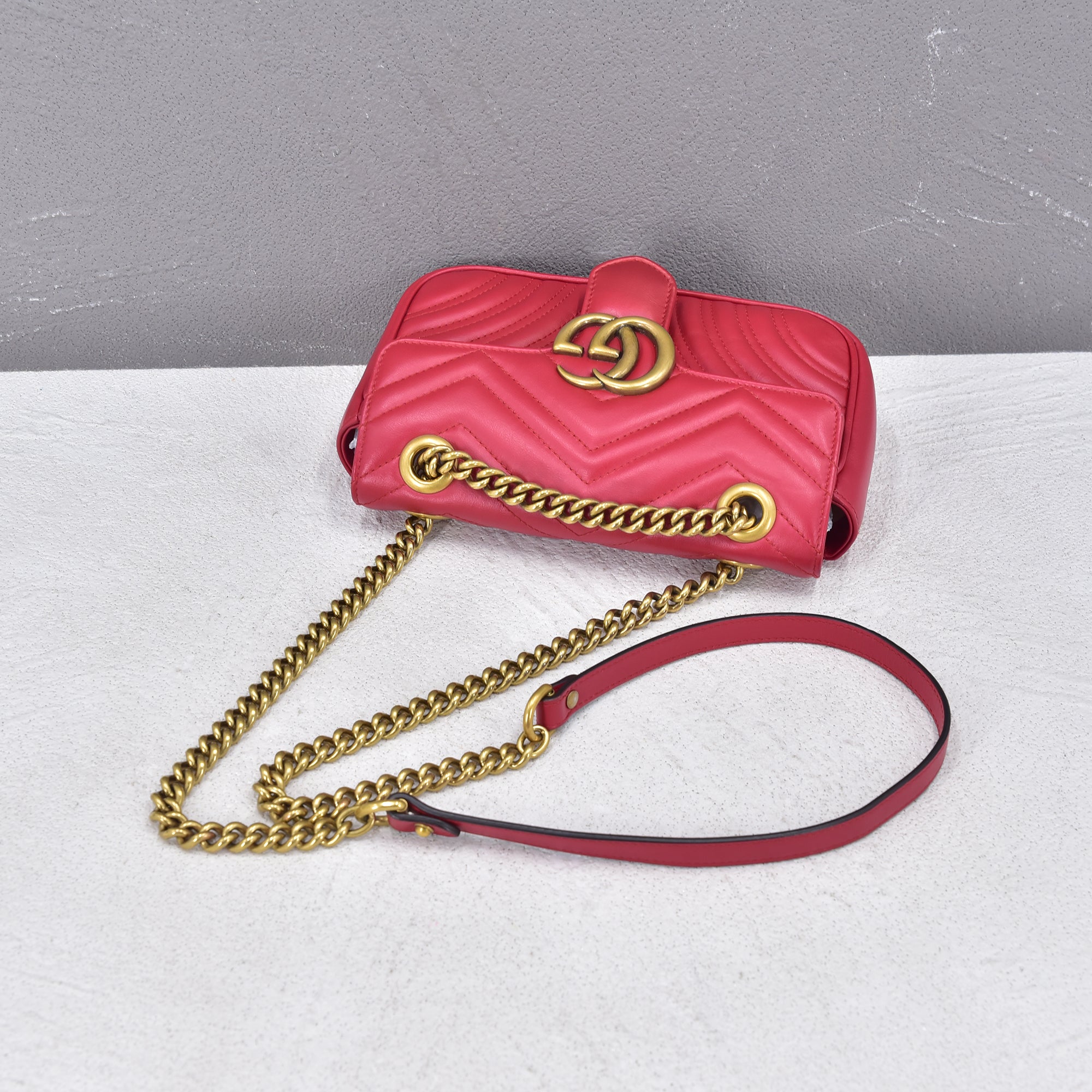 Mini GG Marmont Matelasse Shoulder Bag 446744