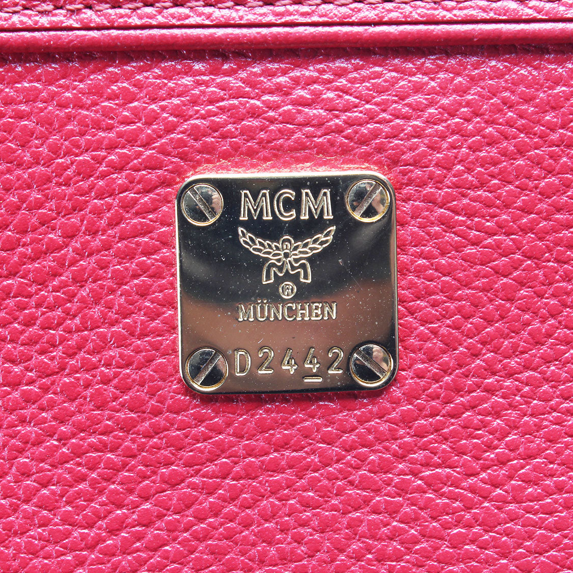 MCM Leather Zip Around Wallet Leather Long Wallet 10111203 in Great Condition