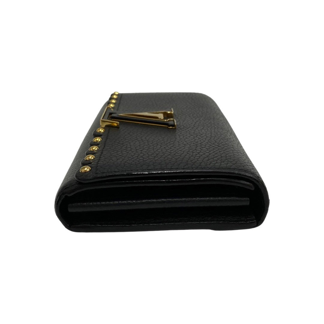 Louis Vuitton Portefeuille Capucines Wallet Leather Long Wallet M64102 in Very Good Condition