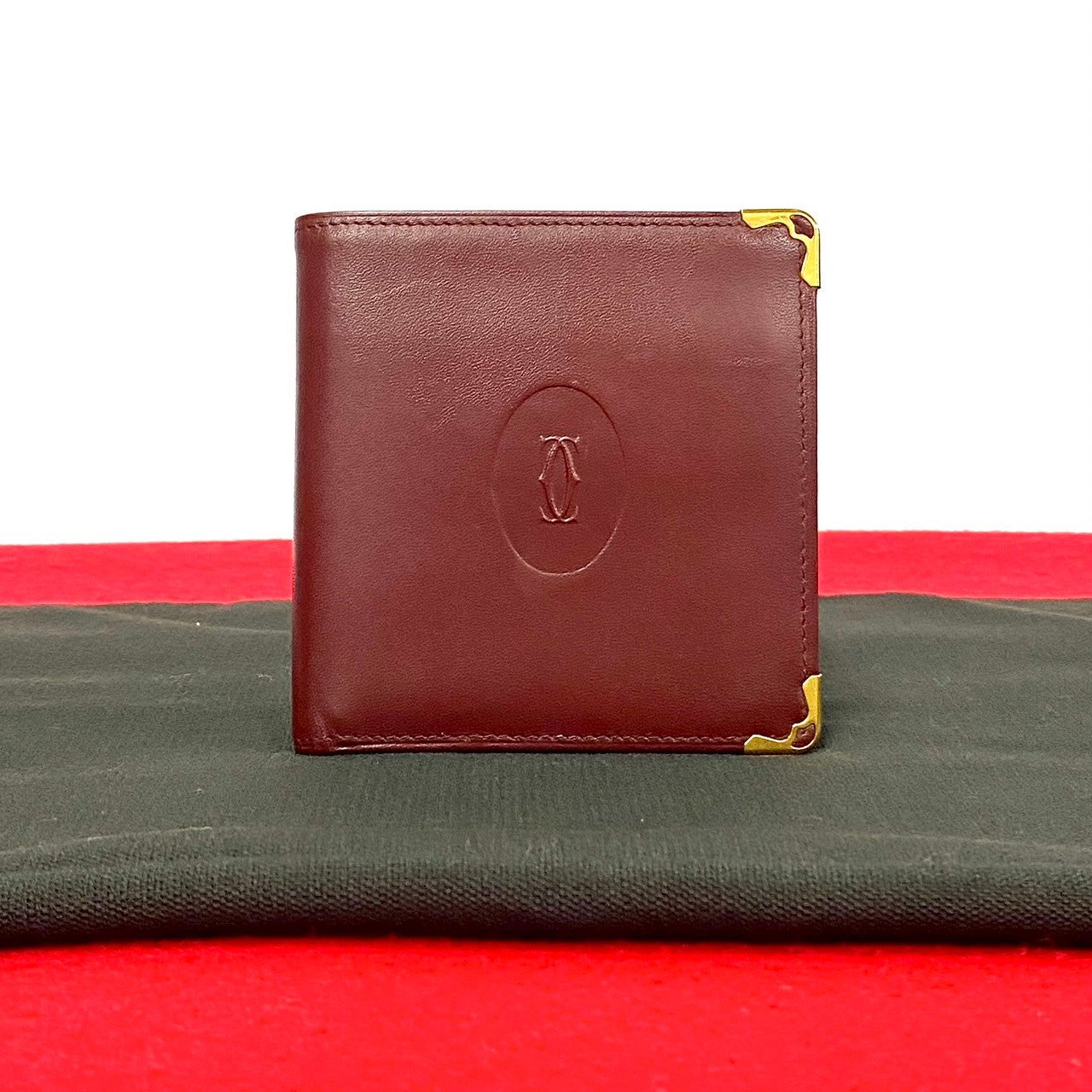 Cartier Must De Cartier Leather Bifold Wallet Leather Short Wallet in Good condition