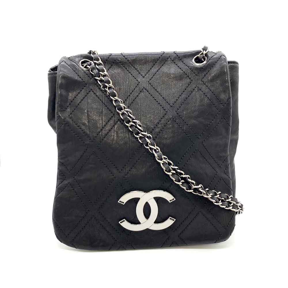 Chanel Wild Stitch Chain Shoulder Bag Black Leather Crossbody A32453 in Very Good Condition