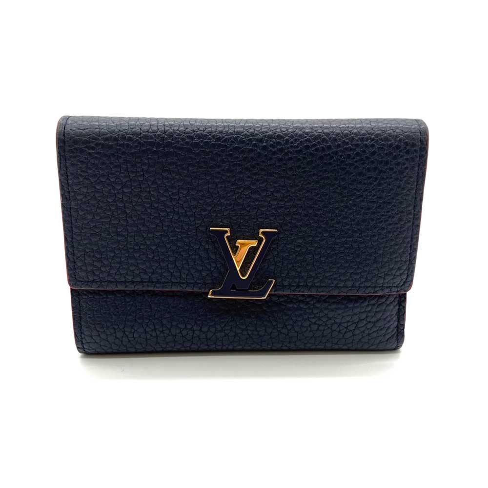 Louis Vuitton Capucines Compact Wallet M63741 in Very Good Condition