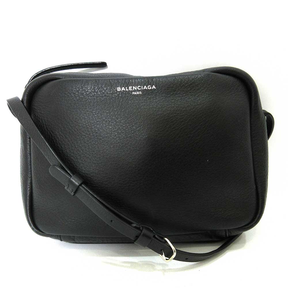 Balenciaga Everyday Camera Bag Black Leather Crossbody in Very Good Condition