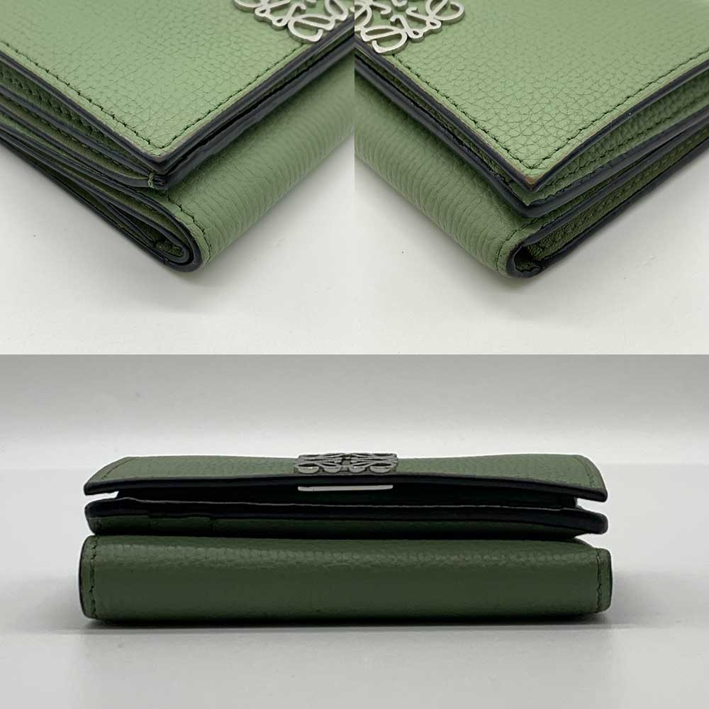 Loewe Leather Trifold Compact Wallet Green in Very Good Condition