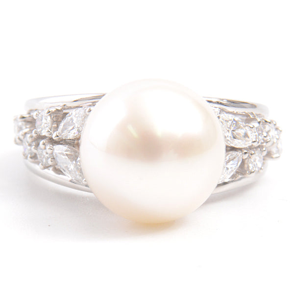 Mikimoto Pearl Diamond Ring PT950 Platinum in Great Condition