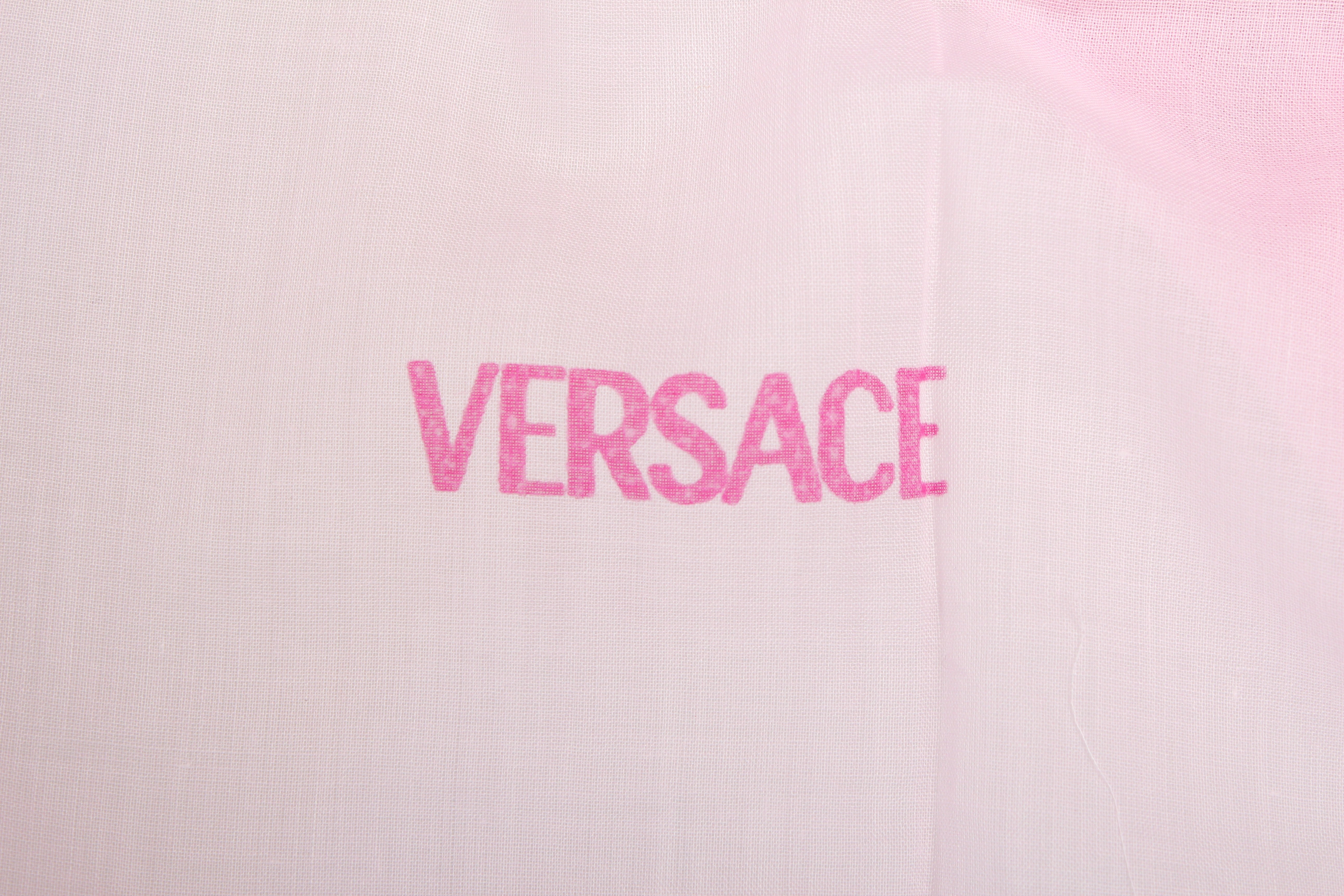 Versace Printed Cotton Scarf Cotton Scarf in Good Condition