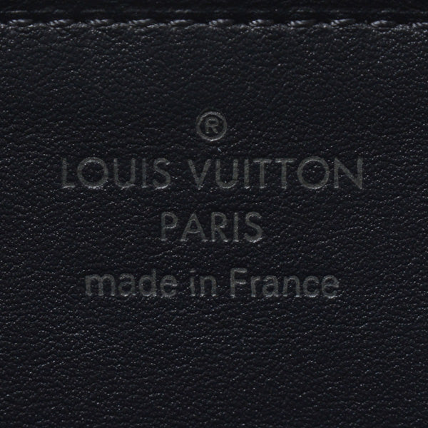 Louis Vuitton Capucines Long Wallet Taurillon Leather N90129