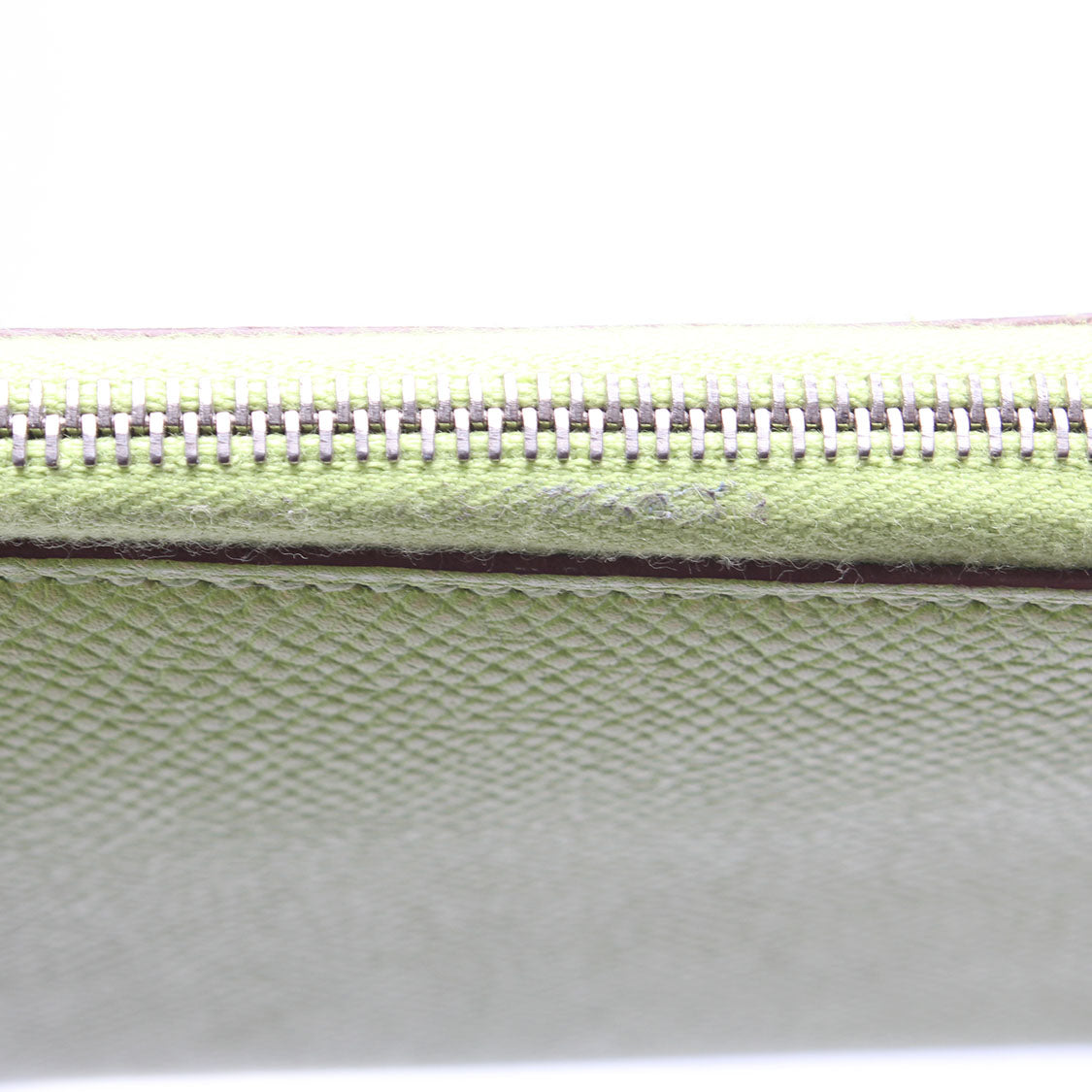 Hermes Silk'In Classic Wallet Leather Long Wallet in Very Good Condition