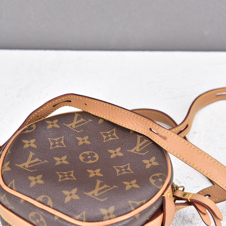 Louis Vuitton  Shoulder Bag in Excellent condition