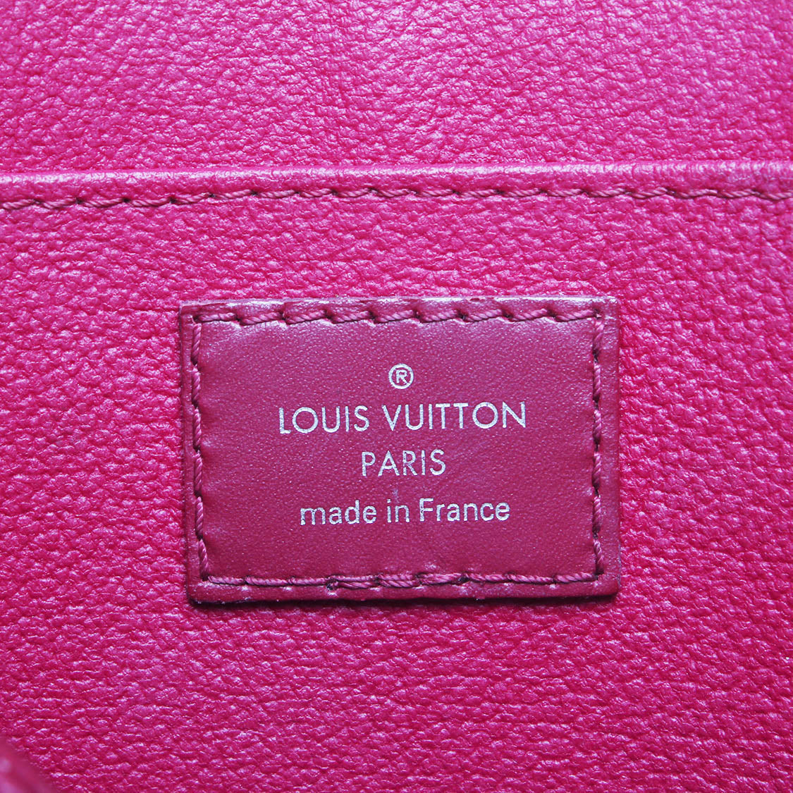 Louis Vuitton Epi Toiletry Pouch Leather Clutch Bag in Good Condition