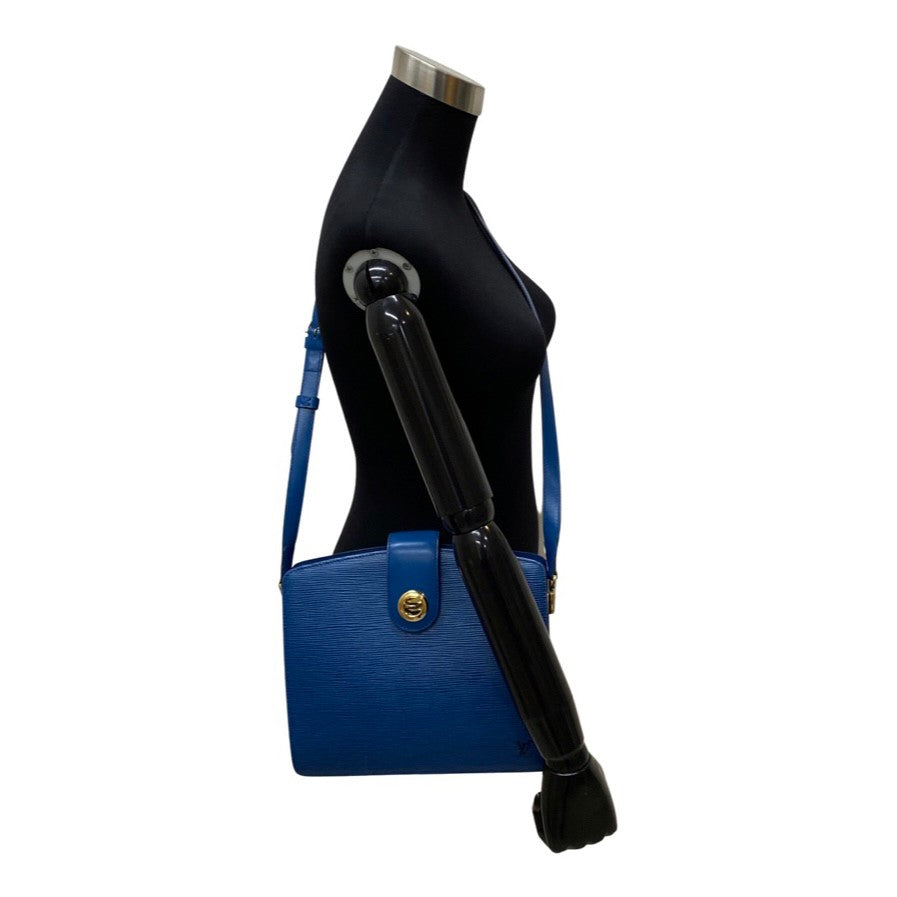 Louis Vuitton Epi Capuchin Shoulder Bag Leather Shoulder Bag M52345 in Good condition