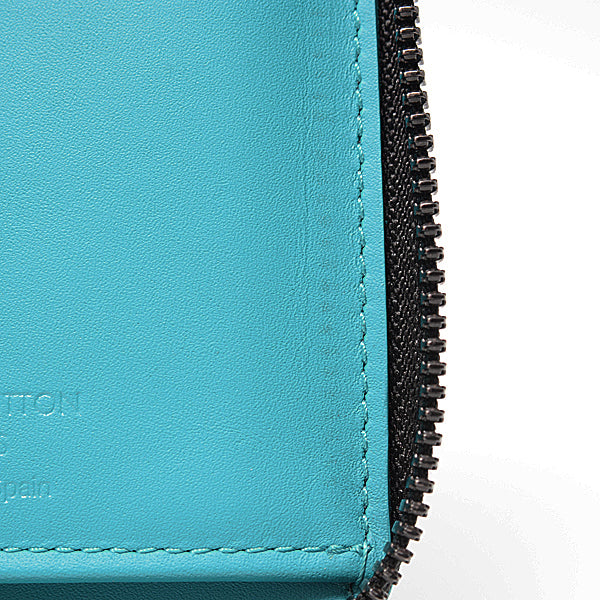 Louis Vuitton Turquoise Taurillon Leather Zippy Wallet M69048