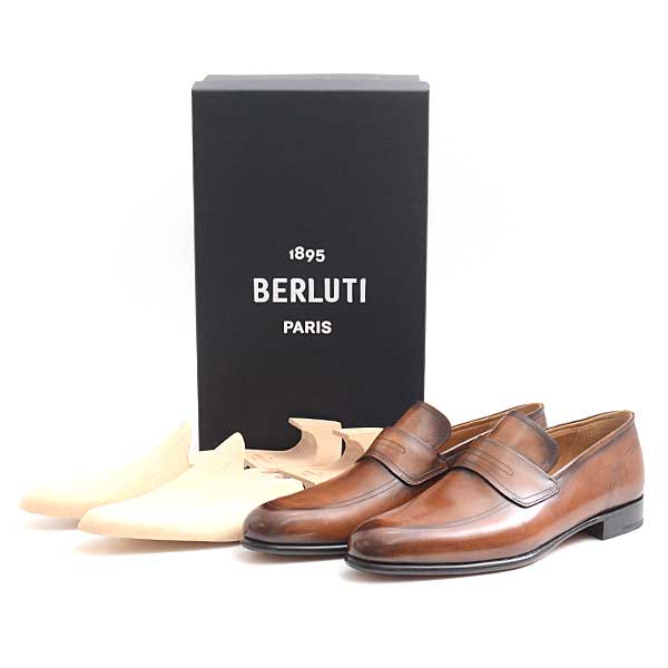 Berluti Leather Loafers Flat Shoes Brown