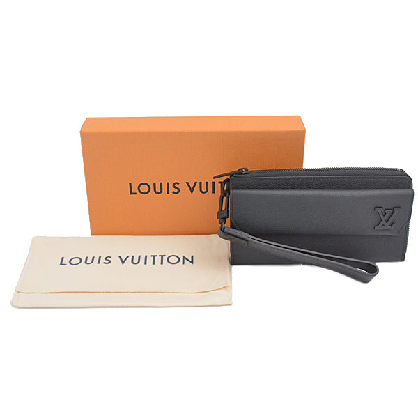 Louis Vuitton Leather Aerogram Zippy Wallet M69831 in Great Condition