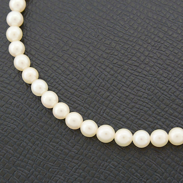 Tasaki K18WG Pearl Necklace Diamond Pendant in Great Condition