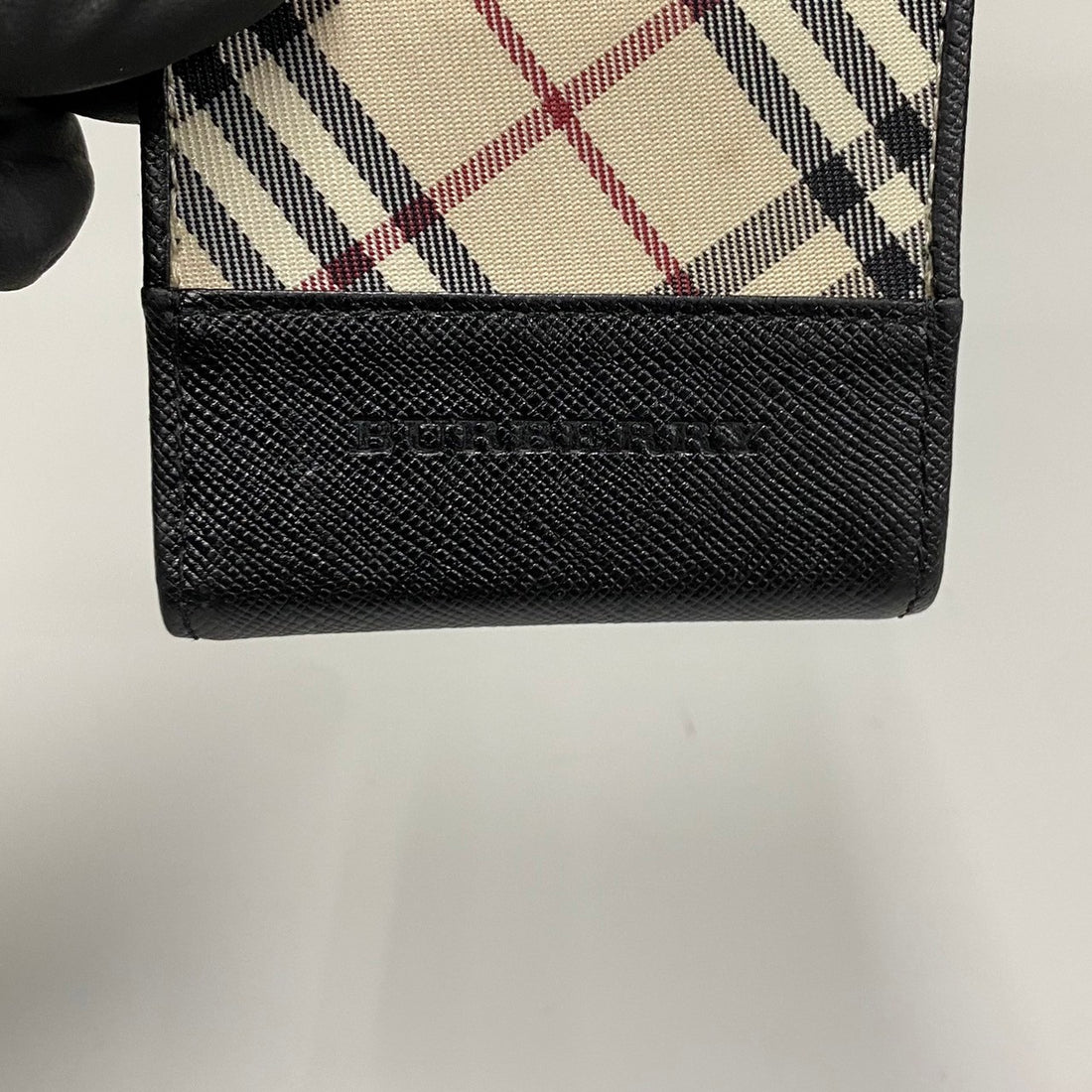 Burberry Nova Check Coin Case Leather Coin Case in Very Good Condition