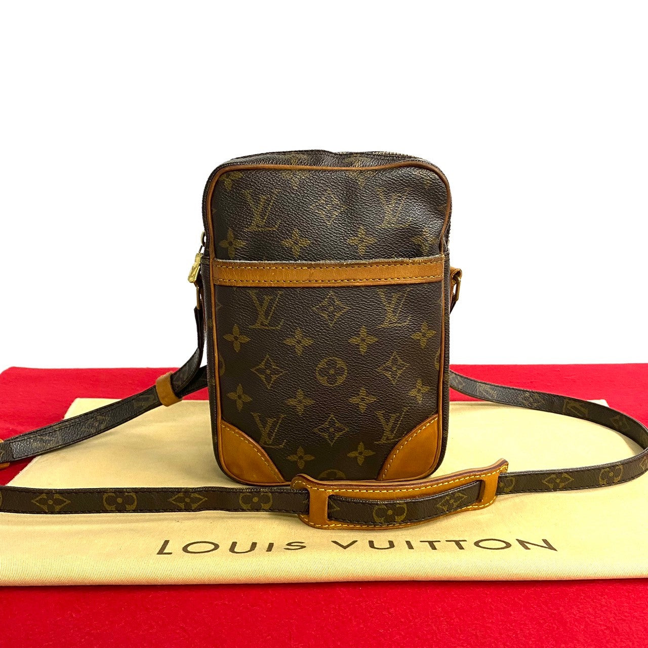 Louis Vuitton Danube Canvas Shoulder Bag M45266 in Fair condition