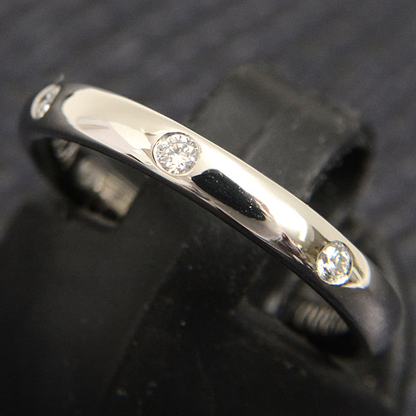 Van Cleef & Arpels Platinum Diamond Ring in Great Condition