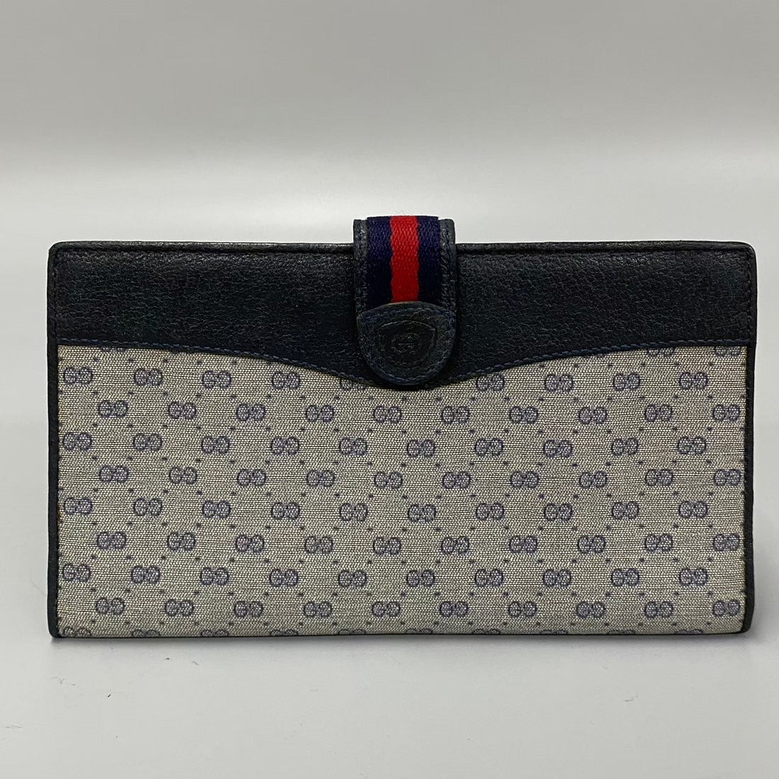 Gucci Microguccissima Continental Wallet  Leather Long Wallet in Very Good Condition