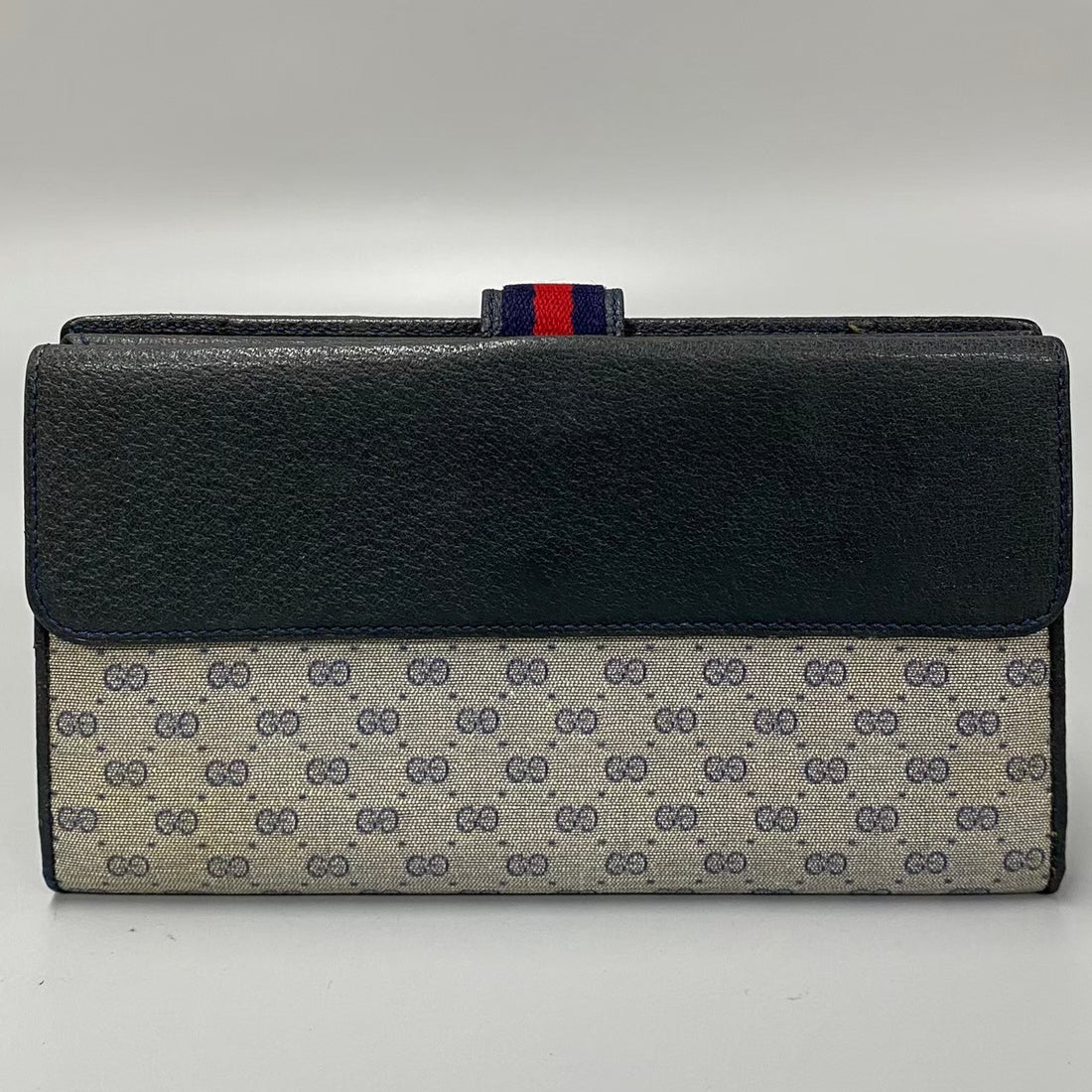 Gucci Microguccissima Continental Wallet  Leather Long Wallet in Very Good Condition