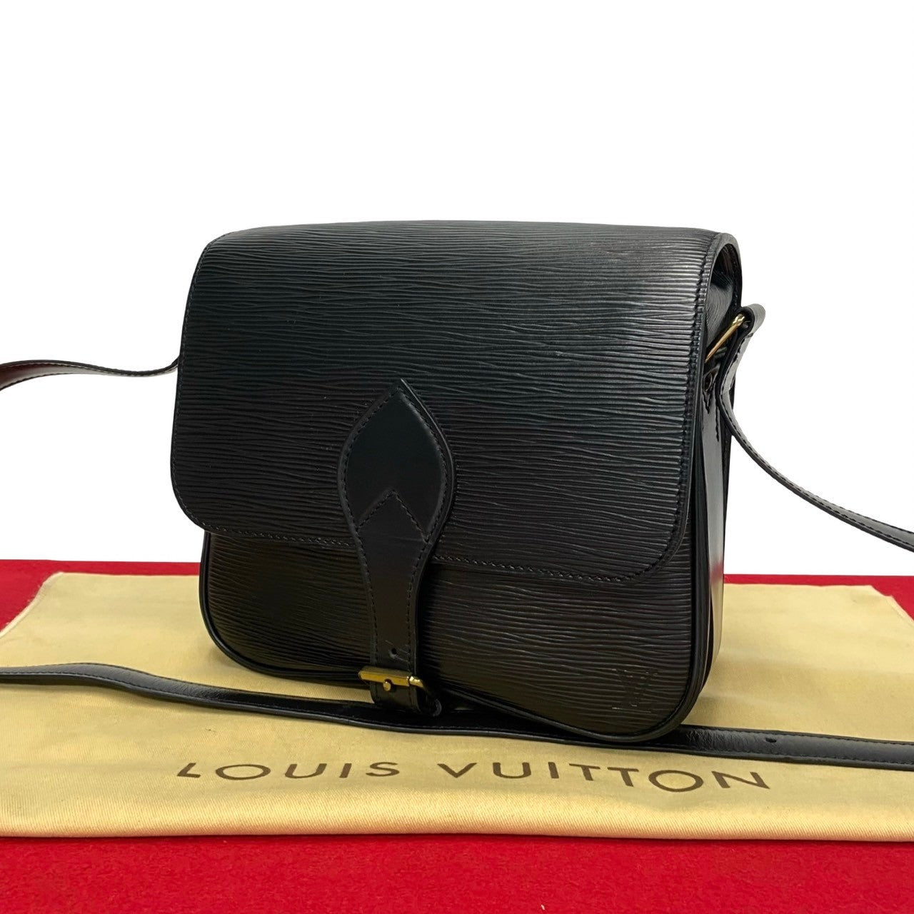 Louis Vuitton Cartouchiere Leather Crossbody Bag M52242 in Good condition
